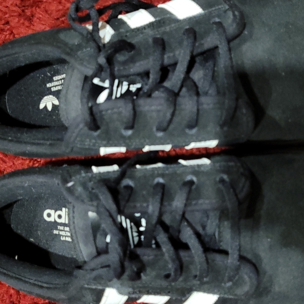 Adidas tennis shoes